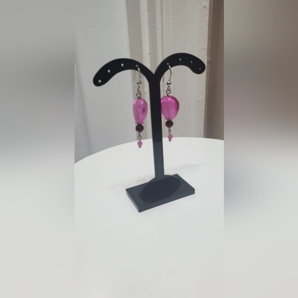 Pink Purple Dangling Crystal Earrings . 🌴 - Picture 3 of 5